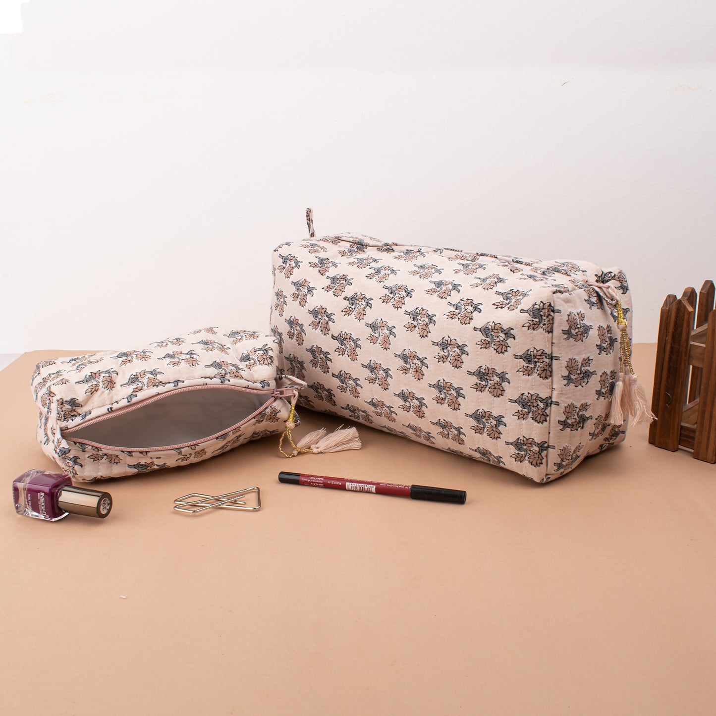 Beach Sarong With Toiletry Bag To Her, Travel Scarf And Vanity Bag Set, Summer Travel Accessory, Boho Scarf Wrap Combo, Printed Beach Pareo