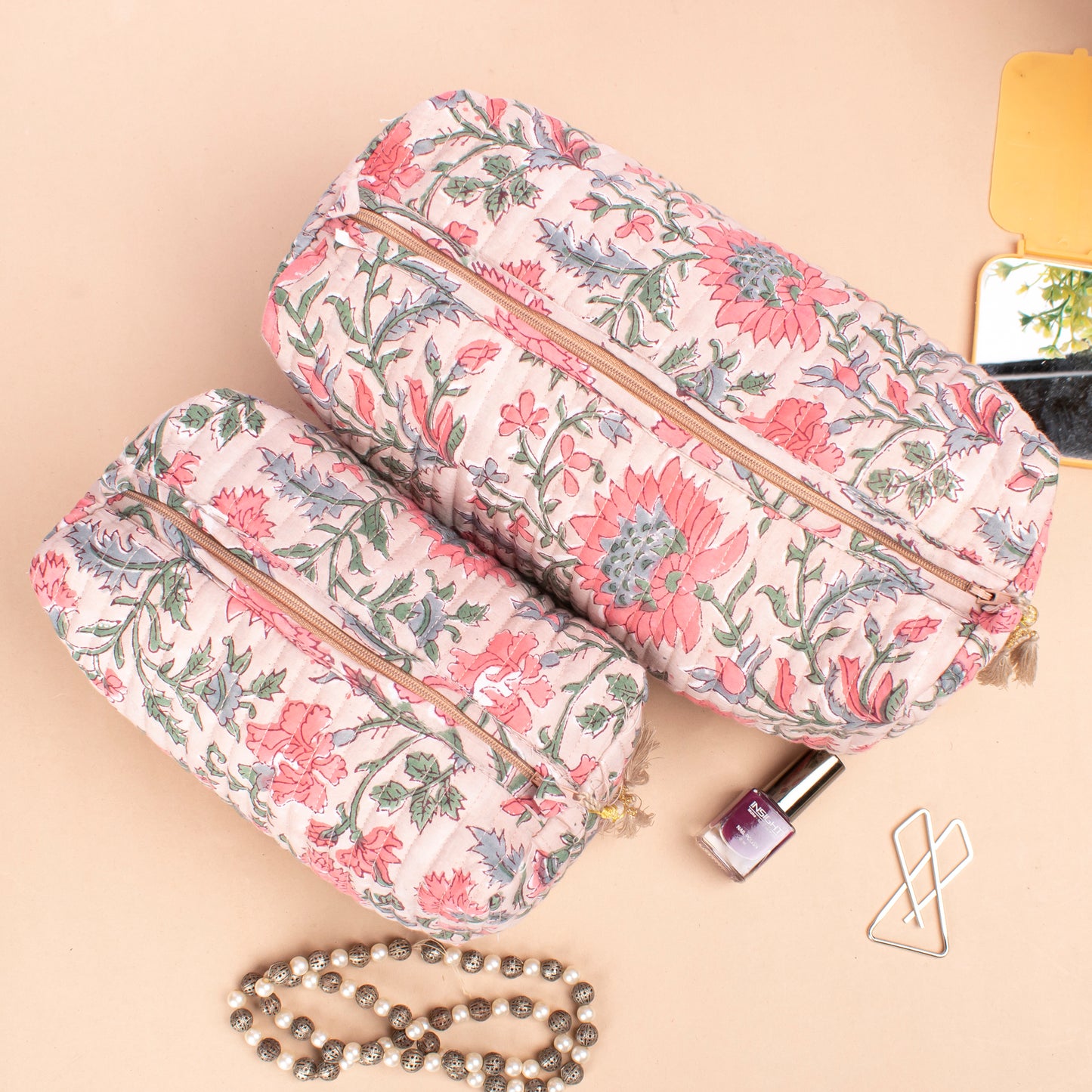 Handmade Toiletry Bag, Aesthetic Cosmetic Pouch, Cute Makeup Organizer, Makeup Bag With Compartments - Set of 3