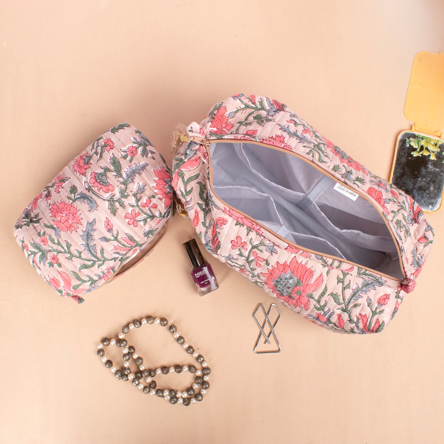 Handmade Toiletry Bag, Aesthetic Cosmetic Pouch, Cute Makeup Organizer, Makeup Bag With Compartments - Set of 3