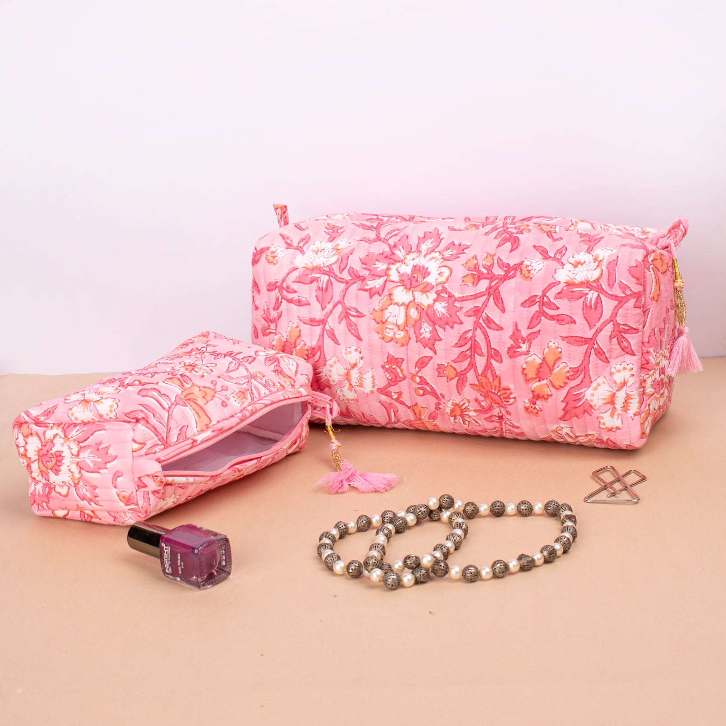 Handmade Aesthetic Pouch, Bridesmaid Gift, Makeup Travel Bag, Handmade Cotton Toiletry Bag, Block Print Makeup Bag, Quilted Wash Bag - Set of 3