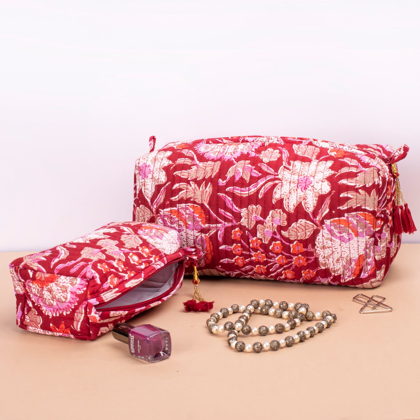 Zippered Cosmetic Pouch, Washable Makeup Bag, Quilted Wash Bag, Mini Makeup Organizer, Travel Pouch - Set of 3