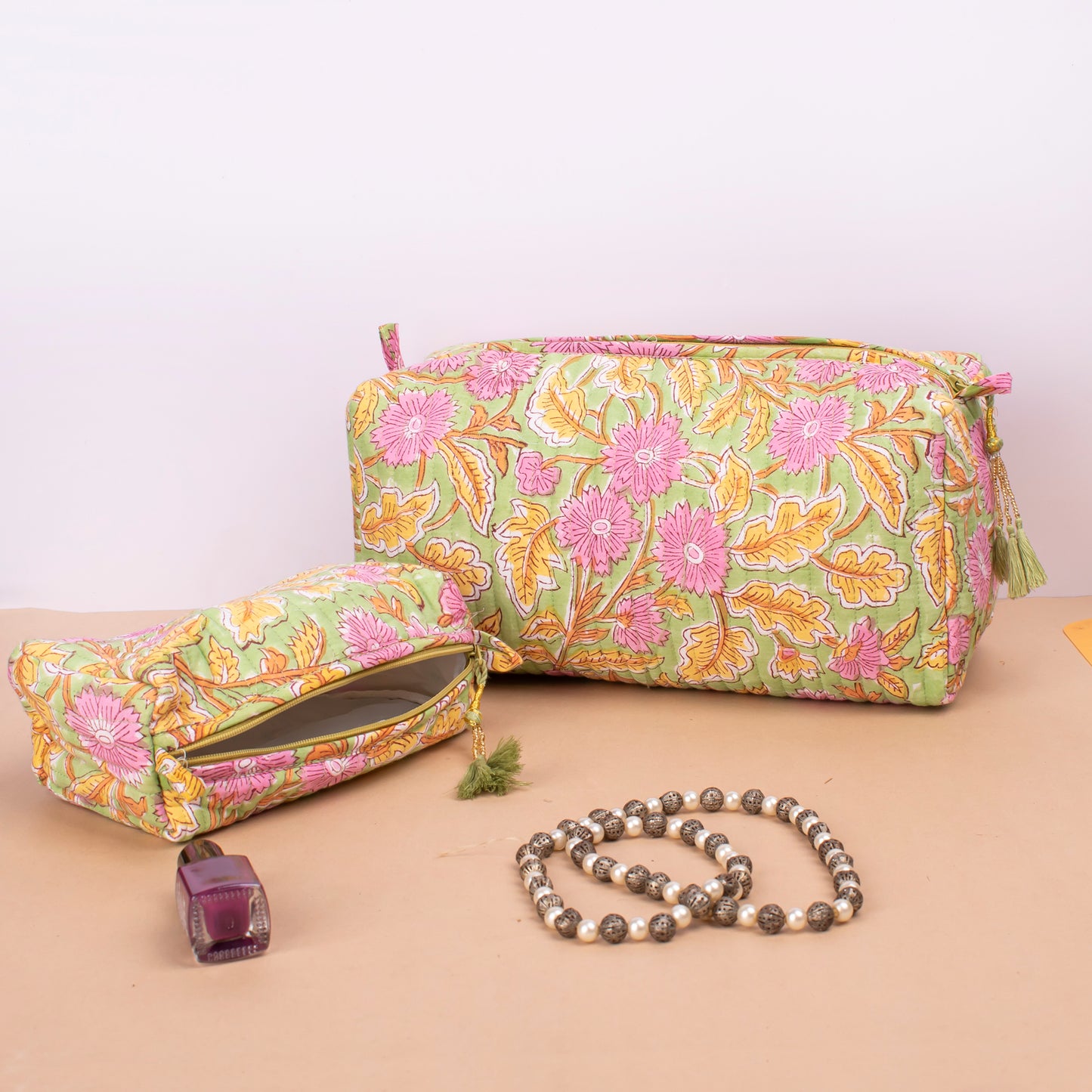 Quilted Wash Bag, Travel Bag, Quilted Cotton Large Makeup Bag, Small Makeup Bag, Vanity Bag Makeup - Set of 3