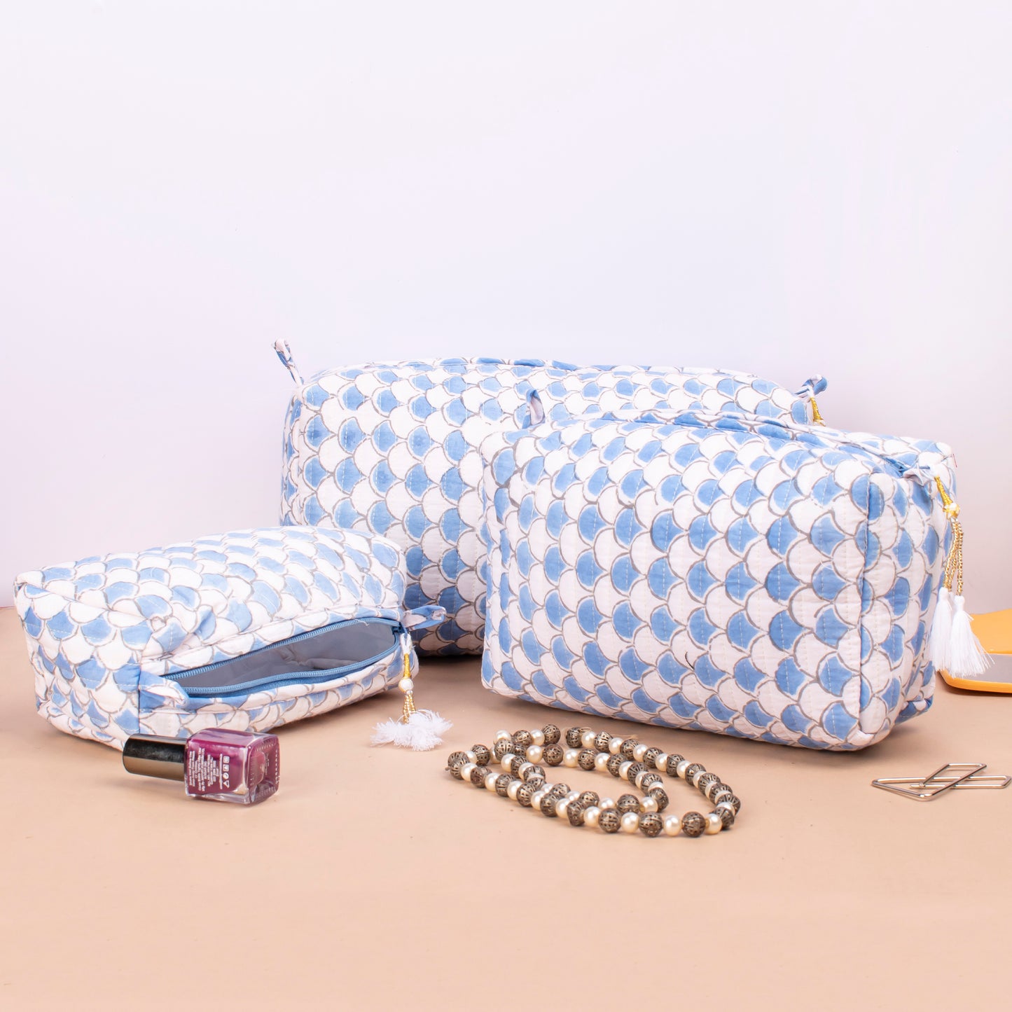 Toiletry Bag For Women, Cosmetic Bag For Makeup, Quilted Makeup Bag, Travel Makeup Pouch, Vanity Case - Set of 3