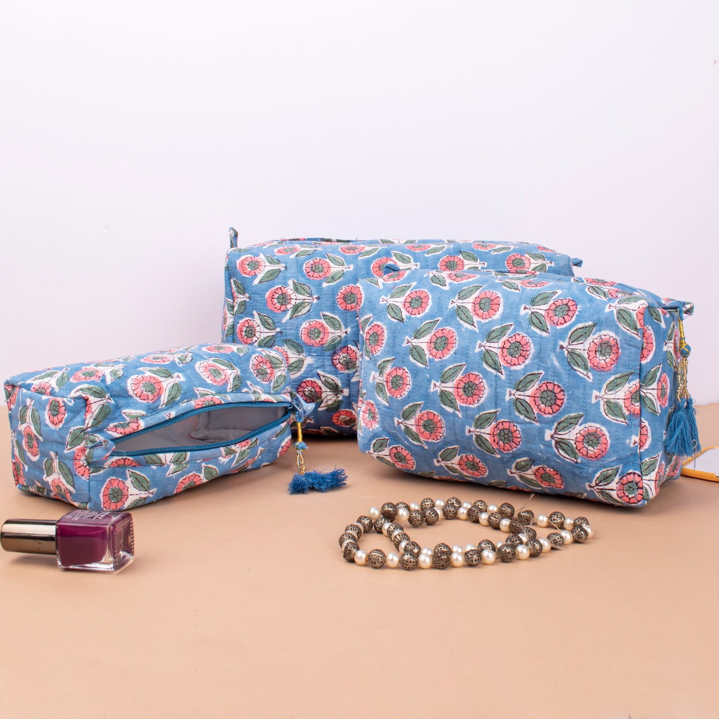 Printed Quilted Toiletry Bag Set, Organic Cotton Travel Cosmetic Case, Mini Makeup Organizer, Bridesmaid Gift Idea