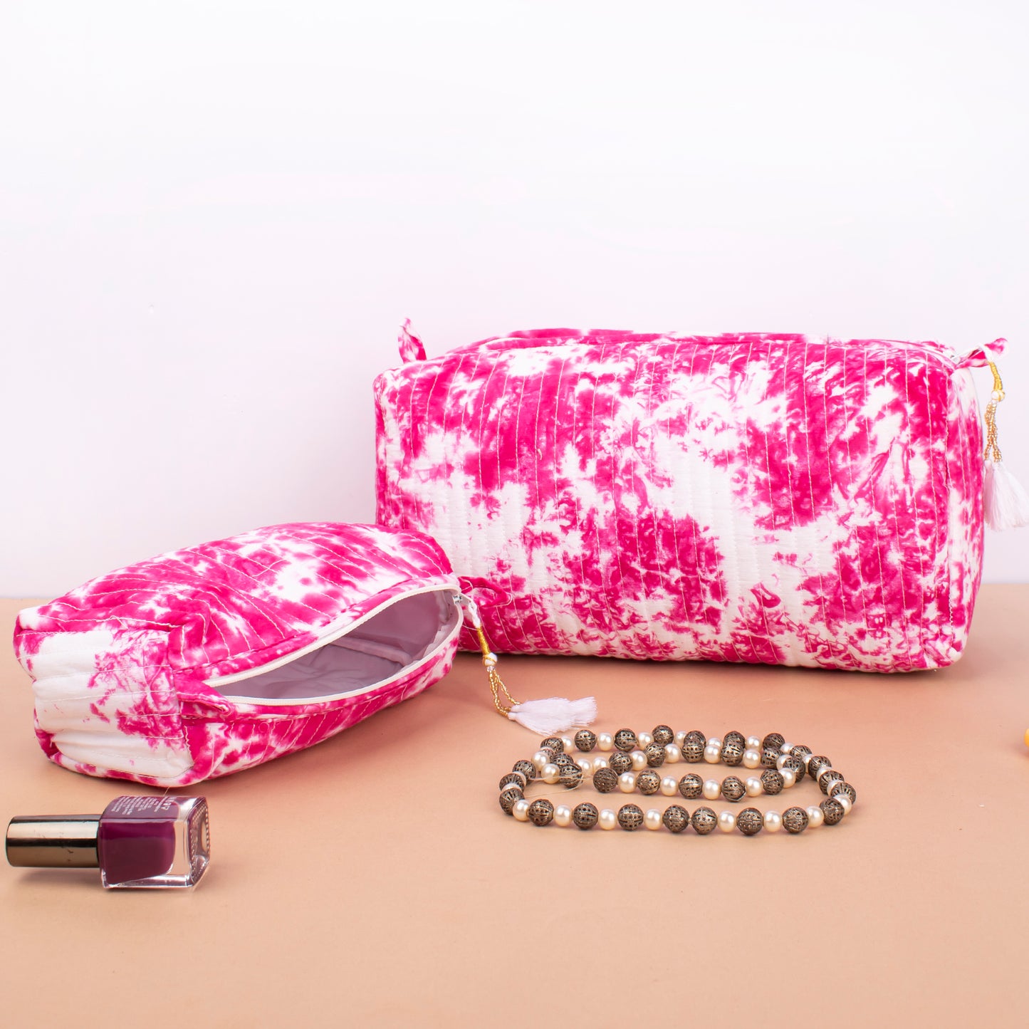 Travel Toiletry Bag For Women, Handmade Makeup Pouch, Sustainable Quilted Wash Bag, Vanity Organizer With Zipper