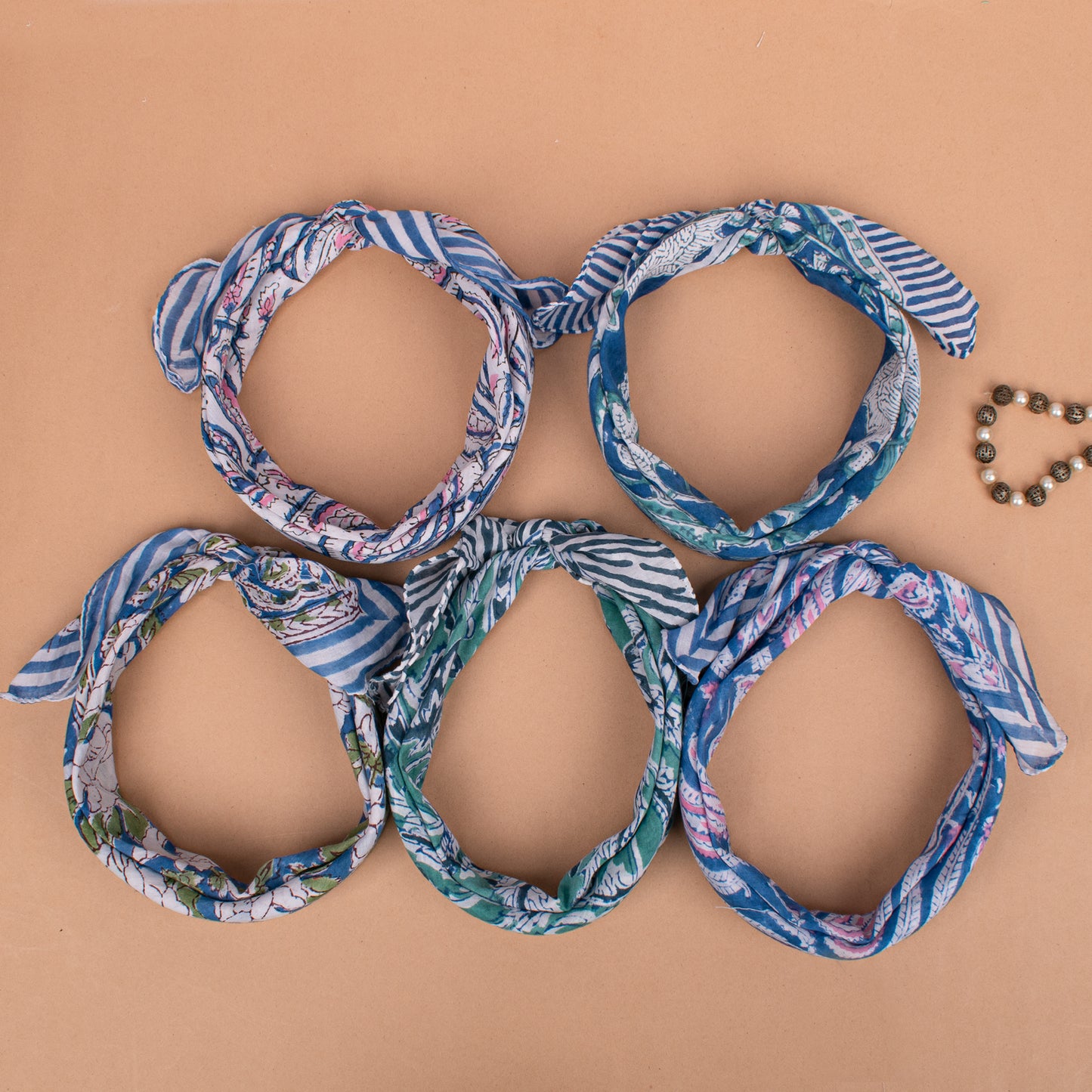 Set of 5 - Classic 100% Cotton Bandana – Lightweight, Durable & Multi-Purpose Scarf