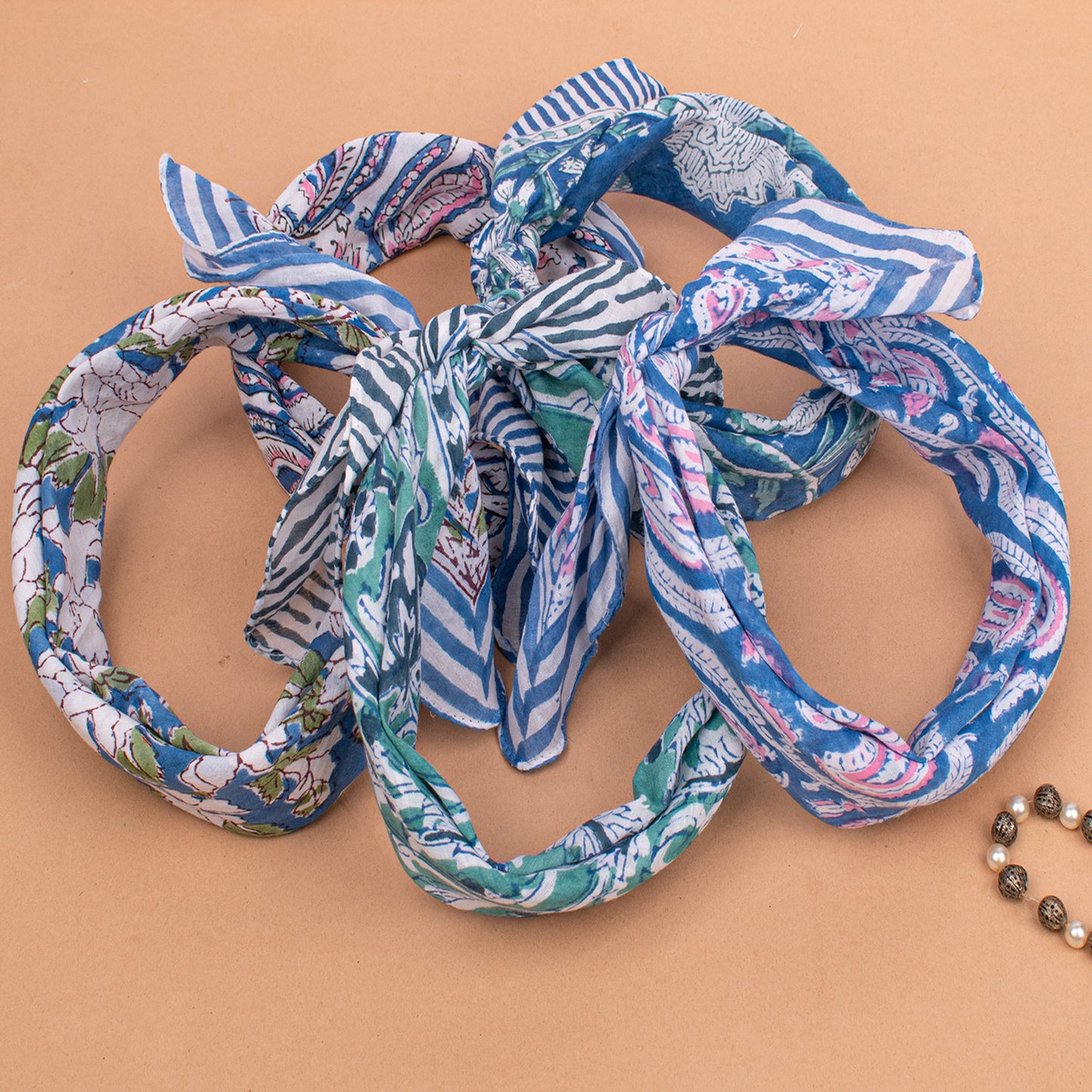 Set of 5 - Classic 100% Cotton Bandana – Lightweight, Durable & Multi-Purpose Scarf