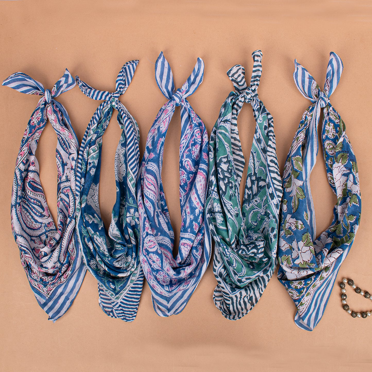 Set of 5 - Classic 100% Cotton Bandana – Lightweight, Durable & Multi-Purpose Scarf