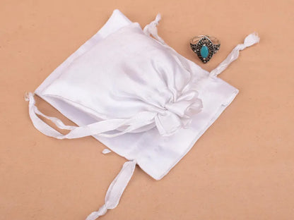 100 Masterpiece Luminous High-Quality White Satin Pouches