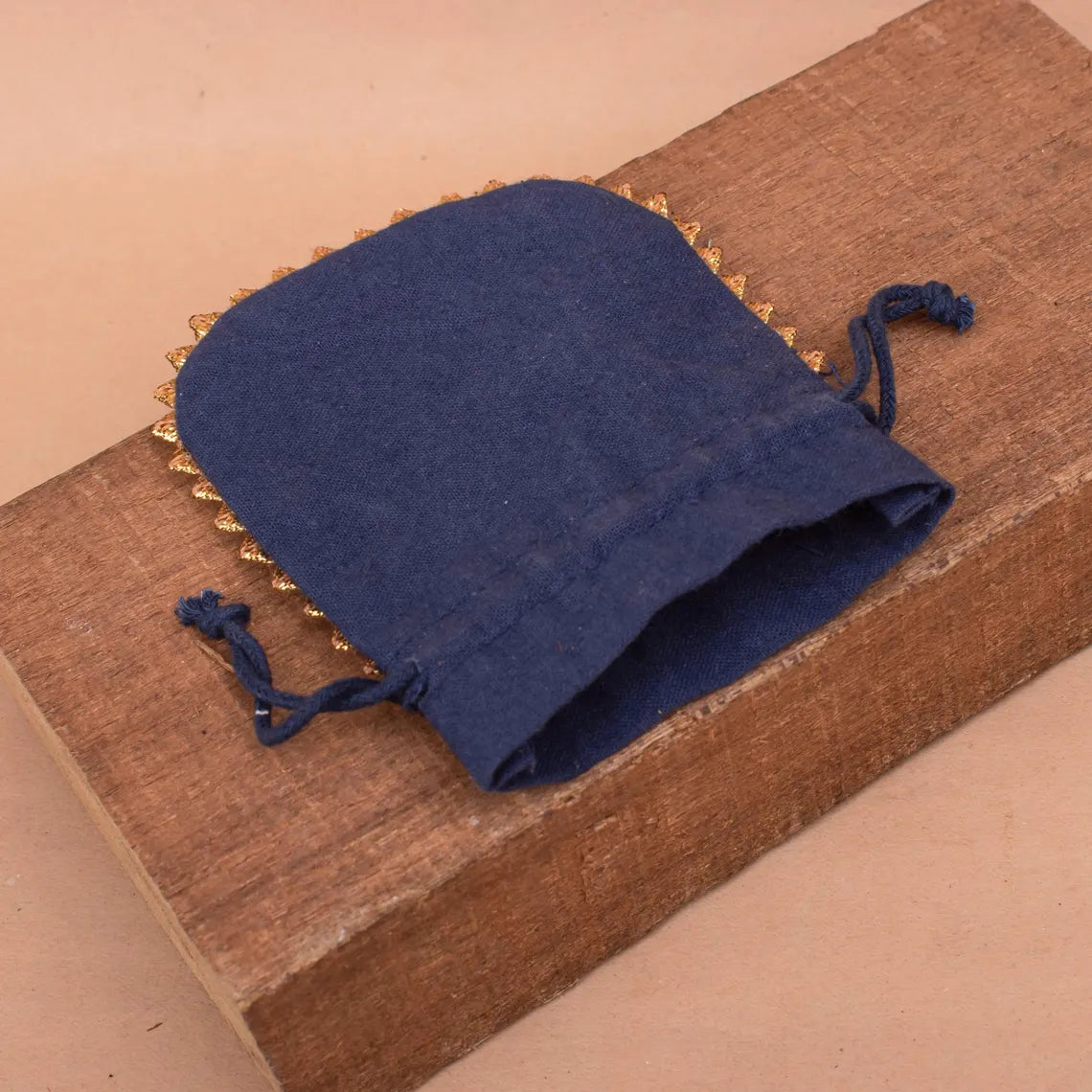 100 Regal Navy Designer Pouch: Trimmed with Shimmering Gold Lace